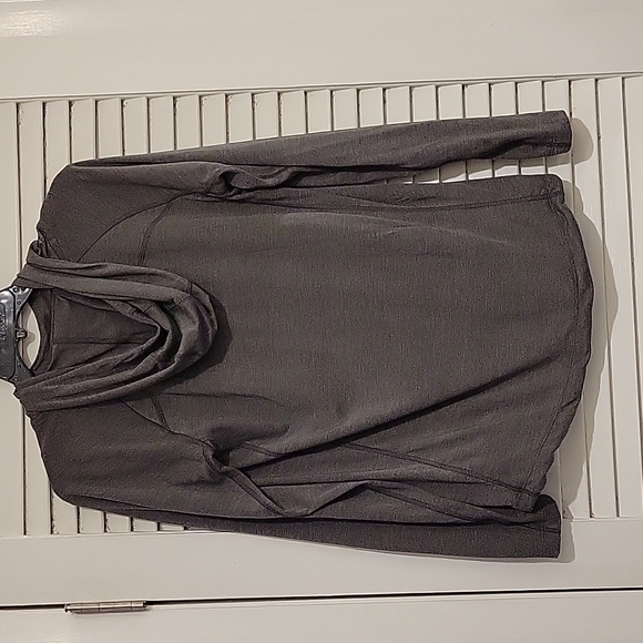 NWOT Under Armour long threadborne long sleeve lightweight hoodie sz M - Picture 4 of 4